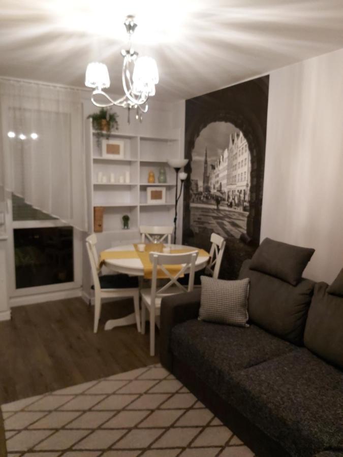 Apartament Izba - Mieszkanie Na Doby Gdansk Apartamento Exterior foto